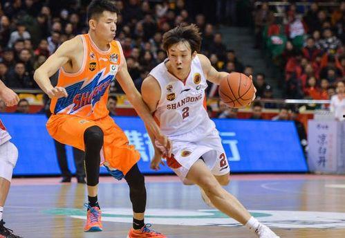 CBA季前赛 江苏vs广东,江苏队挑战广东队,谁将问鼎荣耀?”